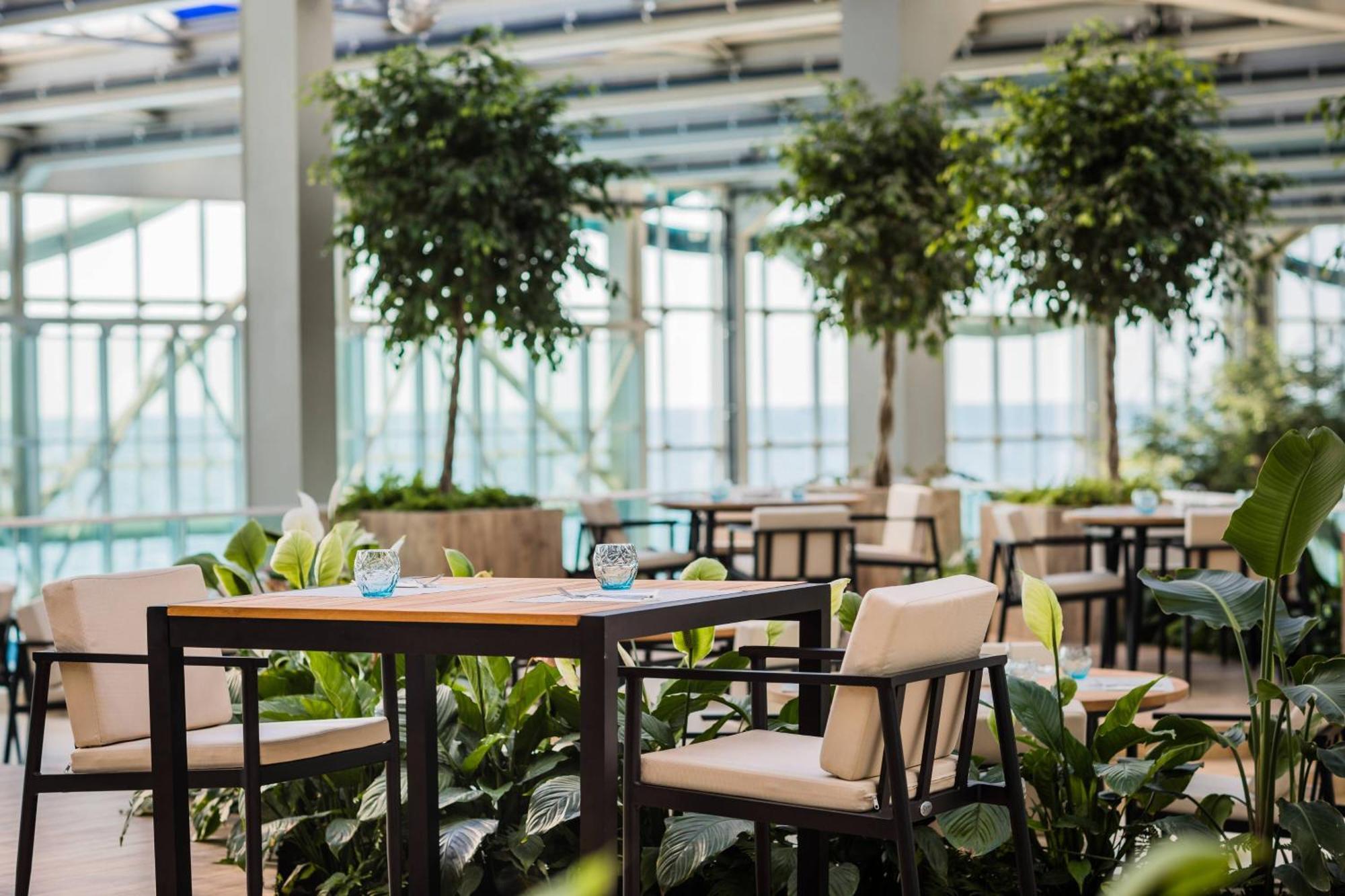 Paragraph Resort & Spa Shekvetili, Autograph Collection Ngoại thất bức ảnh The interior of the Sky Garden